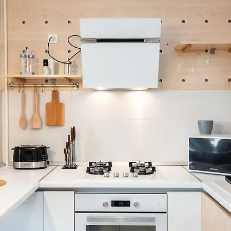 Vivando - Scandic Ap E - Parking Appartement Boekarest