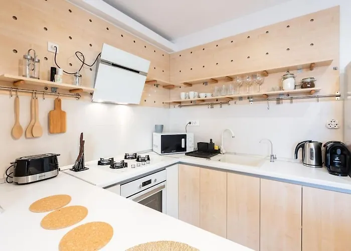 Vivando - Scandic Ap E - Parking * 布加勒斯特