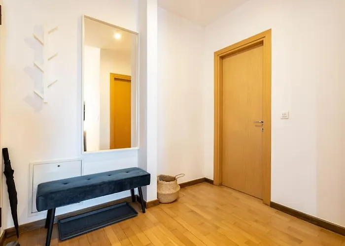 Appartement Vivando - Scandic Ap E - Parking Boekarest