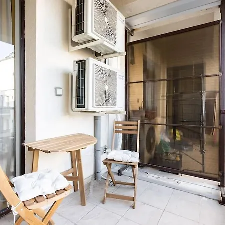 Vivando - Scandic Ap E - Parking Бухарест